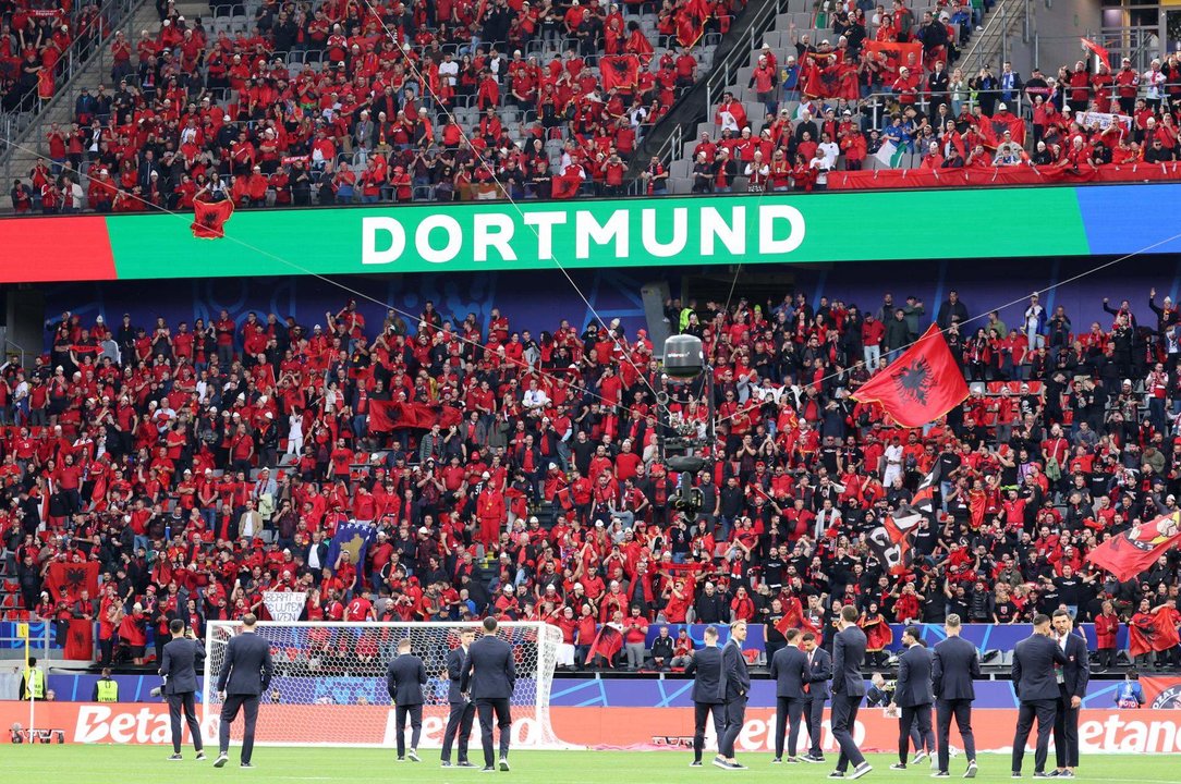 Los jugadores de Albania en Dortmund,Alemania. EFE/EPA/CHRISTOPHER NEUNDORF