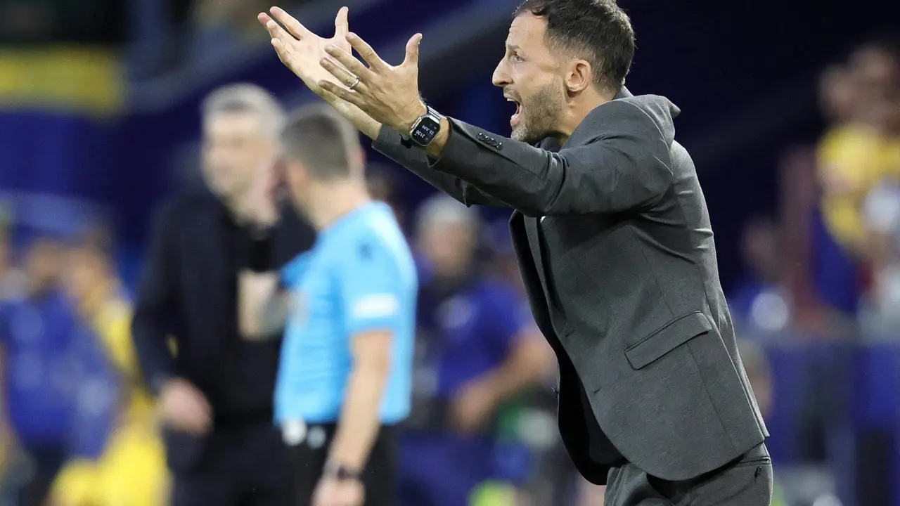 Domenico Tedesco, seleccionador de B&eacute;lgica. EFE/EPA/RONALD WITTEK