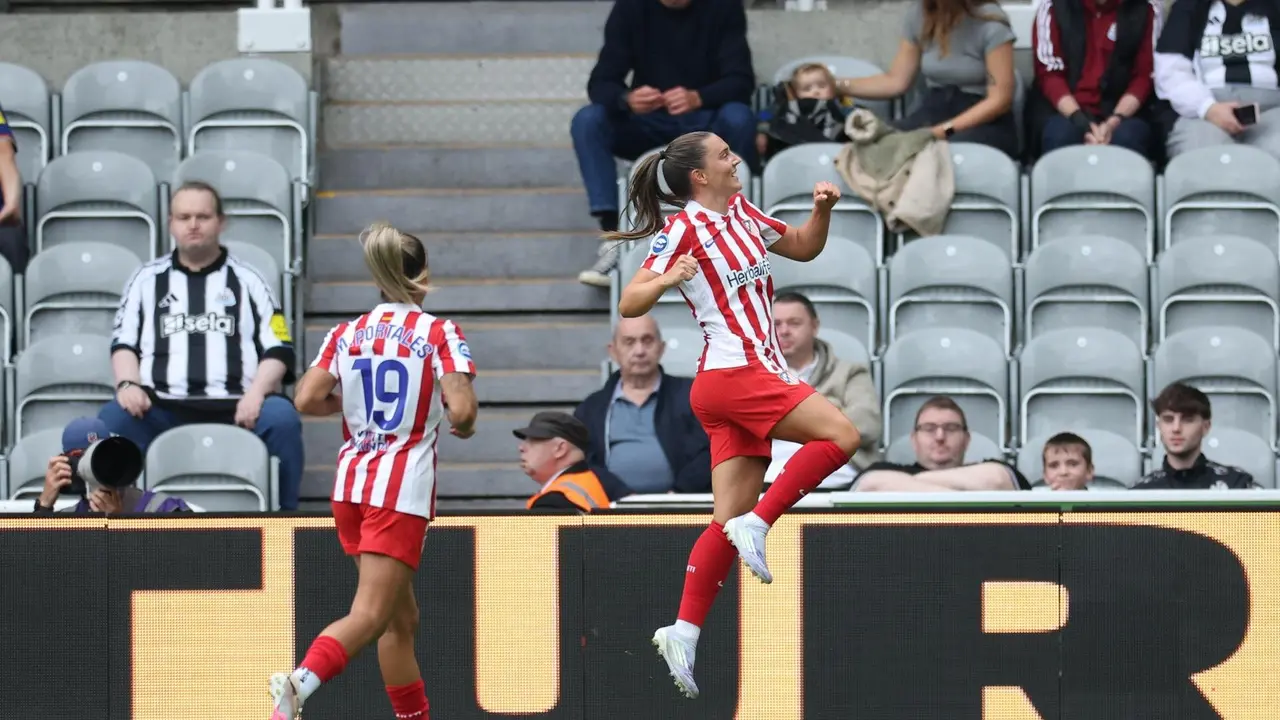 Vilda Boe Risa, del Atl&eacute;tico de Madrid, celebra el gol del 0-1 durante un partido amistoso de pretemporada entre el Newcastle United Women y el Atl&eacute;tico de Madrid Feminino en Newcastle, Reino Unido, el 9 de agosto de 2025. (F&uacute;tbol, Amistoso, Reino Unido). EFE/EPA/ADAM VAUGHAN